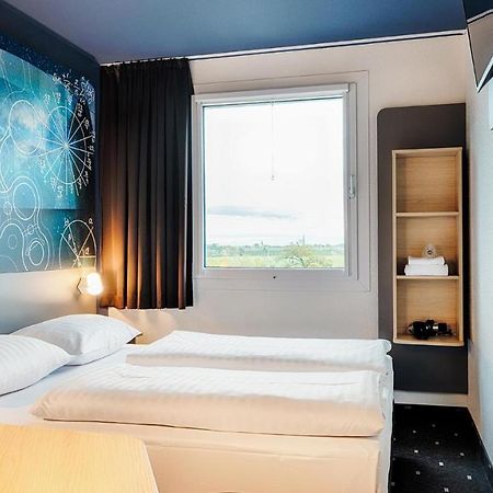 B&B Hotel Muenchen-Garching Гархинг-бай-Мюнхен Экстерьер фото