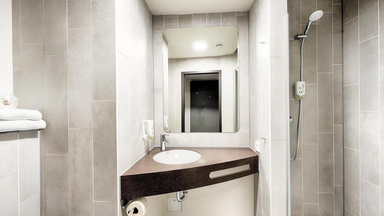 B&B Hotel Muenchen-Garching Гархинг-бай-Мюнхен Экстерьер фото